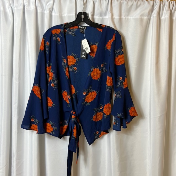 Timing Tops - Timing front tie blouse